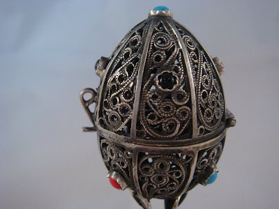 1873 RUSSIAN SOLID SILVER EGG OPENED.FULLY MARKED 84