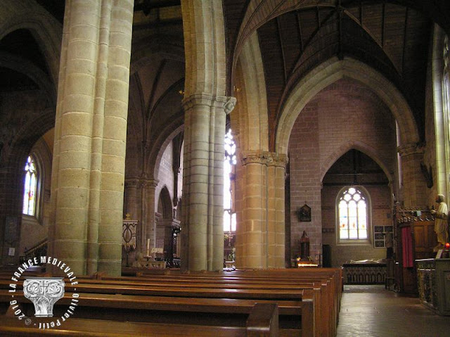 JOSSELIN (56) - Basilique Notre-Dame du Roncier (XIIe-XVIe siècles) (Intérieur)