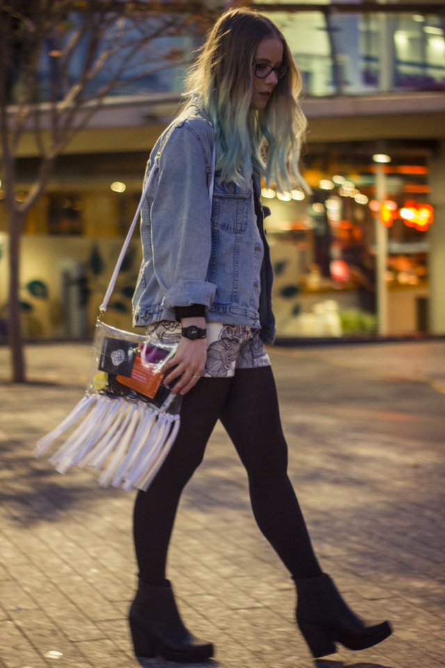 Denim jacket fashion blogger soot