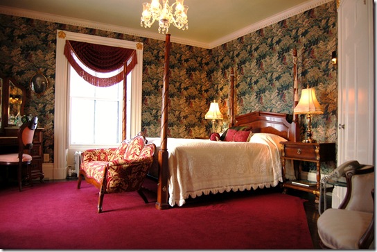 11 JP White Room (3)