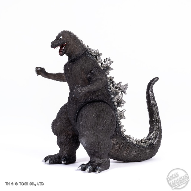 SDCC 2019 Bandai 65th Anniversary 1954 Godzilla Deluxe Vinyl Figure 001