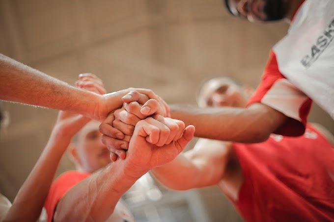  Unlocking the Art of Winning Friends: Proven Strategies for Genuine Connections