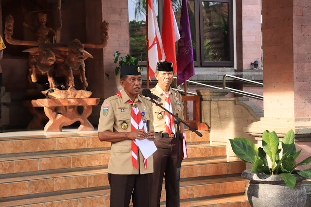  Sekda Budiasa Lepas Kontingen Jembrana untuk Ikuti Lomba Tingkat IV KWARDA Bali