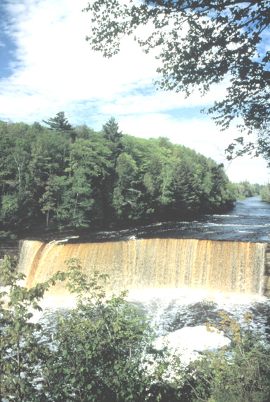 Tahquamenon Falls State Park hosts “Maple Sugaring Days” Saturday, March 24