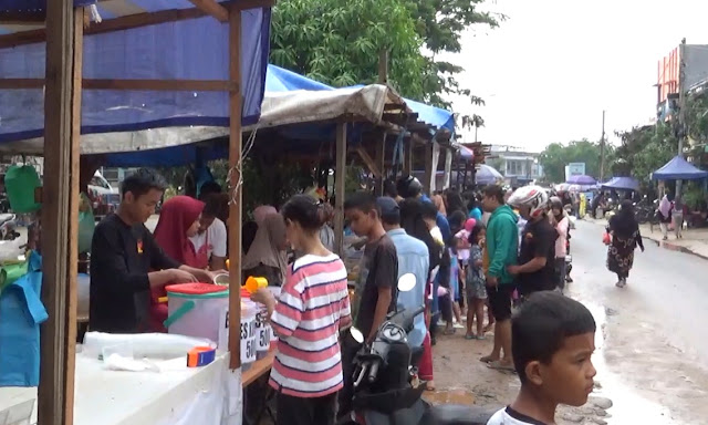 Bazar Ramadhan Tering Raya Diserbu Warga