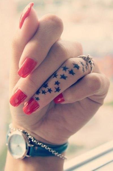 37 ideias de tatuagens inspiradas na magia encantadora das estrelas