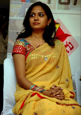 Mally aunty sandhya actress in saree