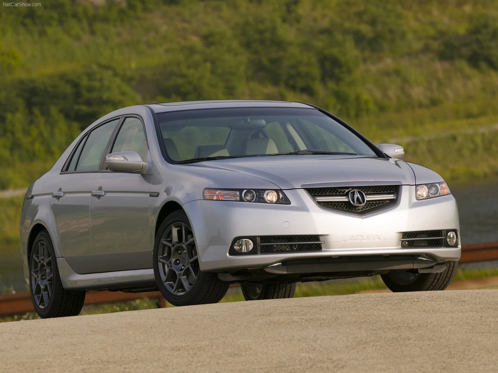 Hình ảnh xe ô tô Acura TL Type-S 2007 & nội ngoại thất