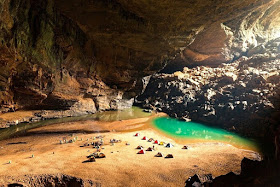 La gigantesca cueva de Son Doong en Vietnam