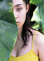 Kazue Fukiishi Japanese gravure idol sexy bikini photo gallery