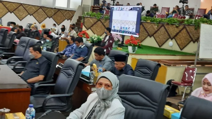 DPRD Kota Padang Gelar Rapat Paripurna Penyampaian Ranperda Inisiatif