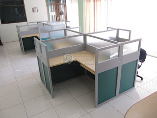 Cubicle Workstation 4 person Meja sekat 1 set 4 orang 