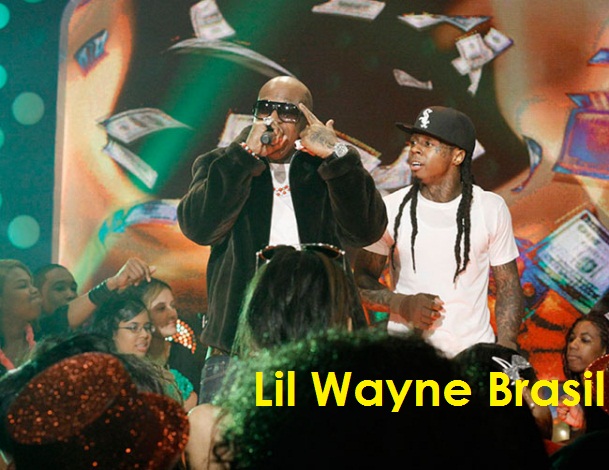 Lil Wayne & Birdman se apresentando com a Remix da música Fire Flame