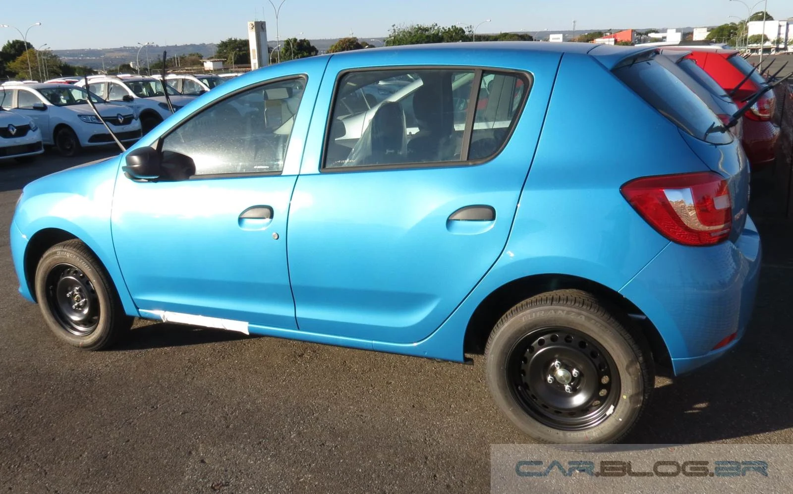 Renault Sandero Authentique 2015