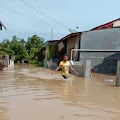 Ratusan Rumah Terendam Banjir di Aek Kanopan