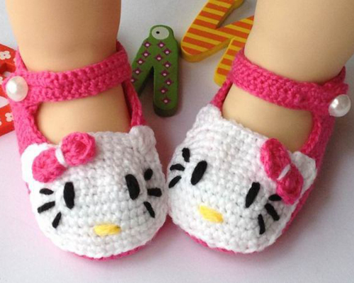  Adorable Hello Kitty Crochet Slippers - Free Pattern
