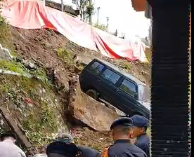 Akibat Hujan Deras Tanah Longsor di Kapanewon Samigaluh Kulon Progo