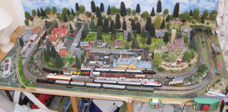 This is a German Epoch lll freelance N scale layout situated on the 