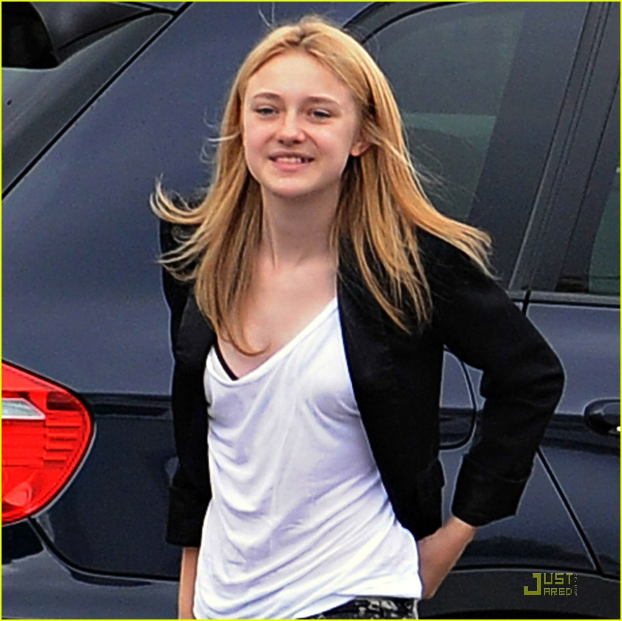 Dakota Fanning - Images