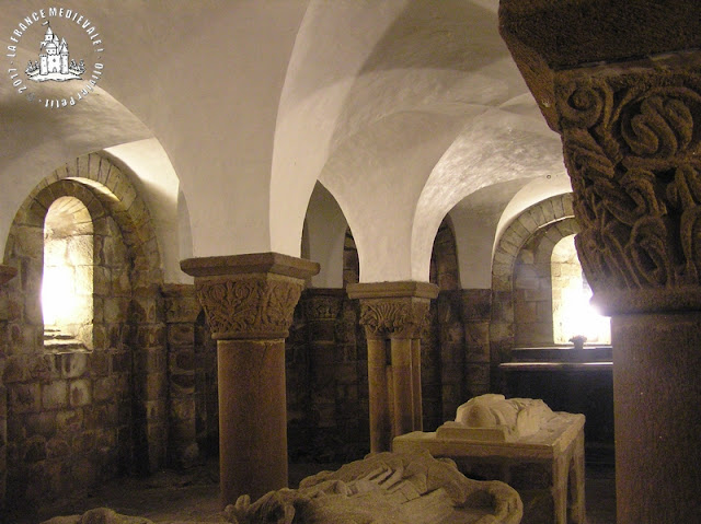 QUIMPERLE (29) - Eglise Sainte-Croix (Intérieur)