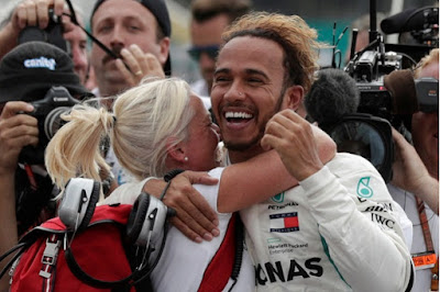 Lewis Hamilton Mengukuhkan Juara Formula 1 2018