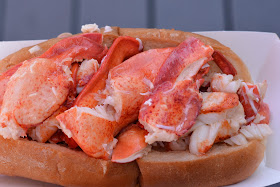 Liv's half pound lobster roll