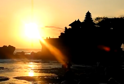 sunset tanah lot