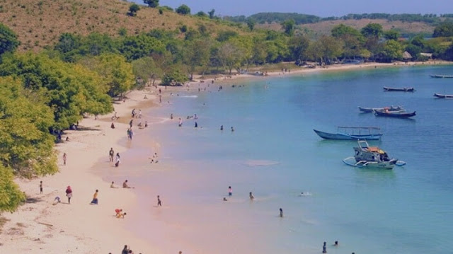 Sejarah Pantai Pink Lombok