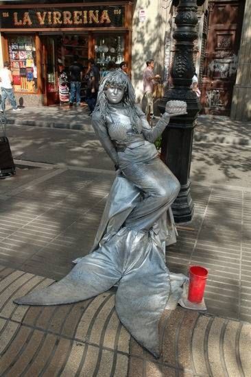 Realistic Living Statue