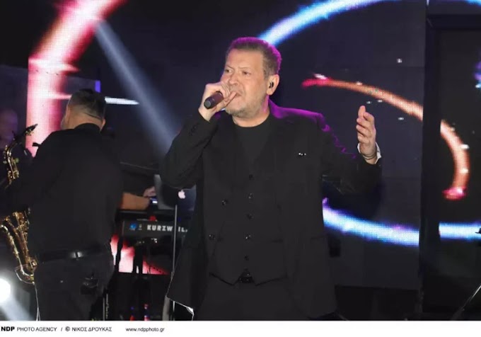 Πέθανε ο τραγουδιστής Χάρης Κωστόπουλος – Η ανακοίνωση της οικογένειάς του