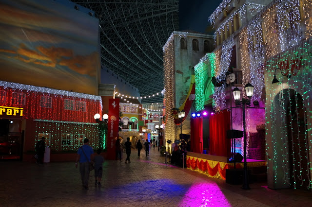 Ferrari World Abu Dhabi: o parque temático da Ferrari nos Emirados Árabes