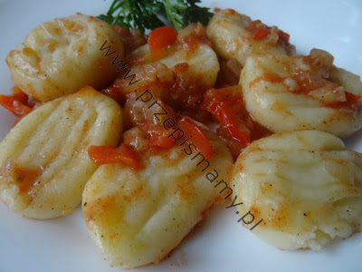 Gnocchi z sosem paprykowym