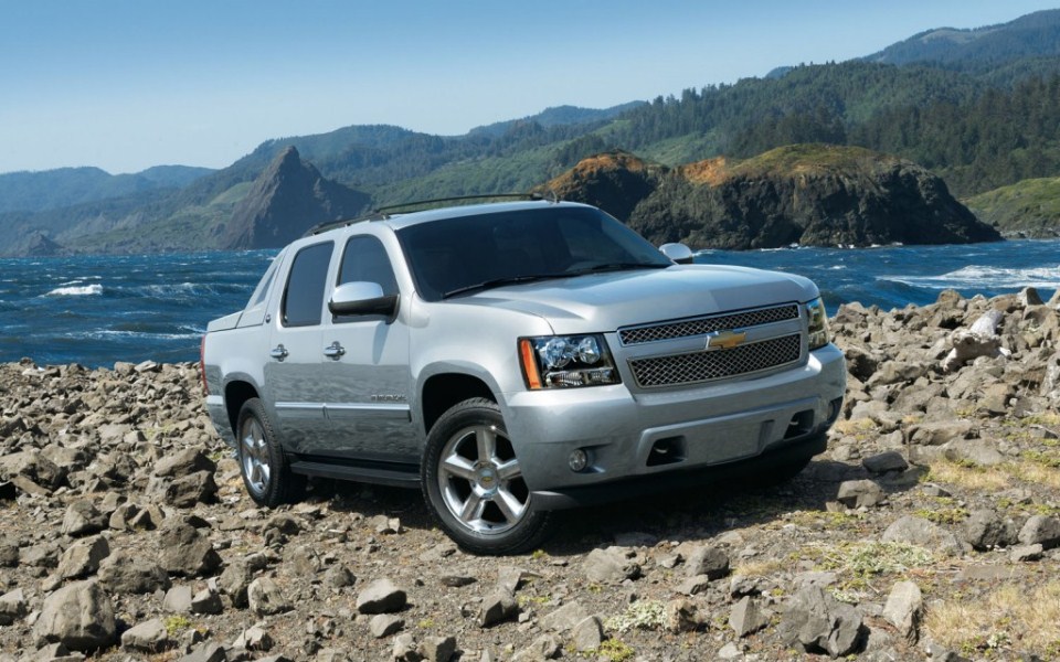 2013 Chevy Avalanche Black Diamond