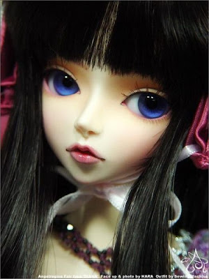 Very Weird Dolls In Gothic Style Seen On  www.dil-ki-dunya.tk