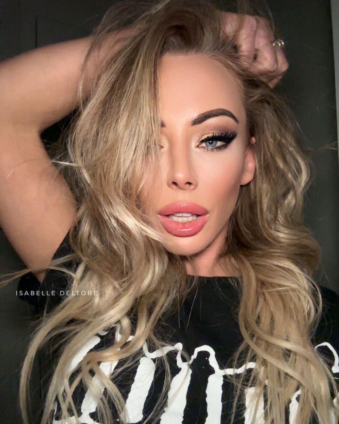 a picture of Isabelle Deltore