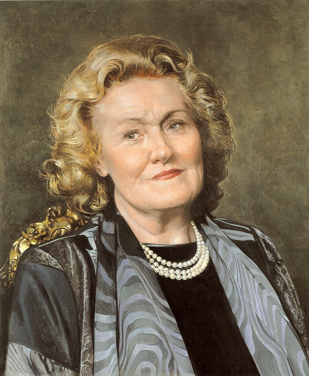 Soprano DAME JOAN SUTHERLAND in a 2001 portrait by Richard Stone [Image © by the artist; used with permission]