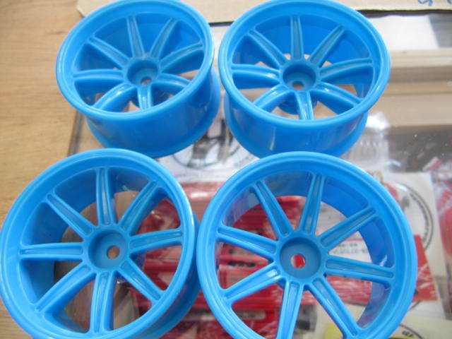 Flourecent Blue Rims is better Posted by Azwan crabsteer at 5 23 2011 