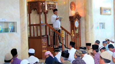 http://aang-zaeni.blogspot.com/2017/03/contoh-teks-khutbah-jumat-tentang.html