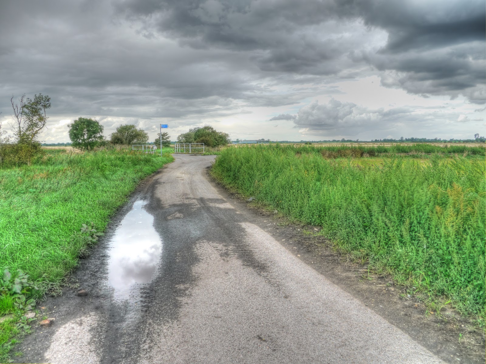 P1170978_6_7_tonemapped.jpg