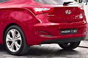 Hyundai i30 is available with a choice of six engines, along with sixspeed .