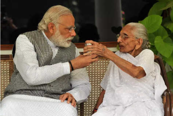 हीरा बा का 100 साल की उम्र में निधन, पीएम मोदी अहमदाबाद पहुंचे , राजनाथ-सीएम योगी ने दी श्रद्धांजलि