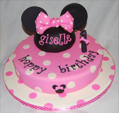 Minnie Mouse Birthday Cake on Specialty Cake  Vanilla Bean Buttercream Topped With Mmf  Minnie