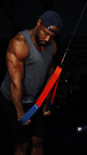 Versatility Benefits of tricep straps in your workout
