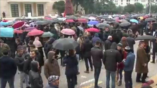 Day 13, Student's protest continues in Tirana without solution and no dialogue