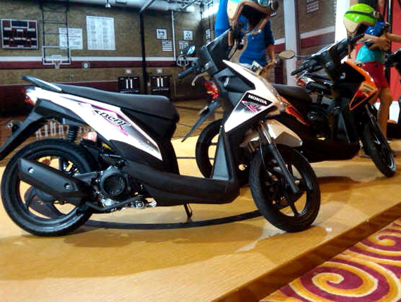  Ukuran  Ban Motor  Honda Beat  Fi  impremedia net