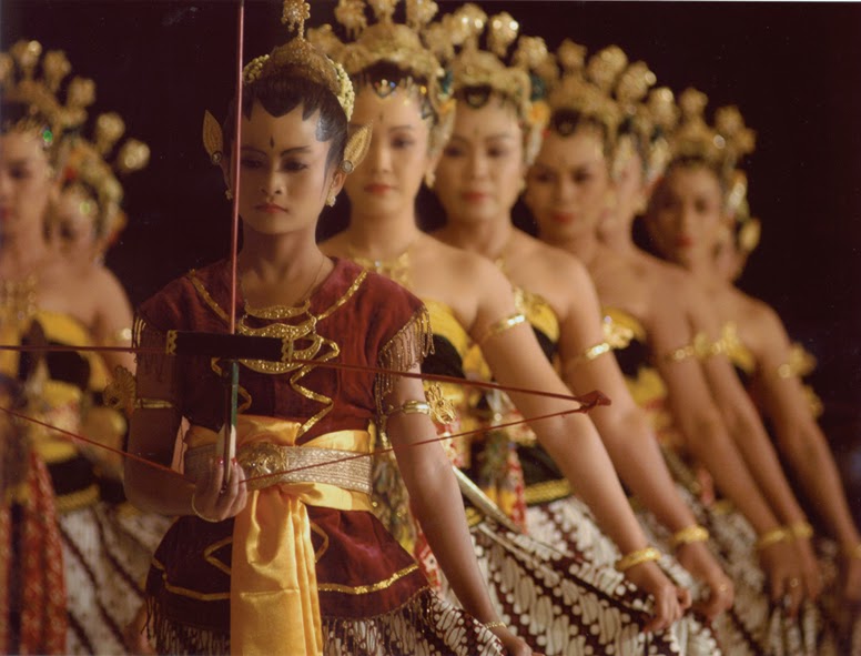 gambar Penari Tradisional Yogyakarta