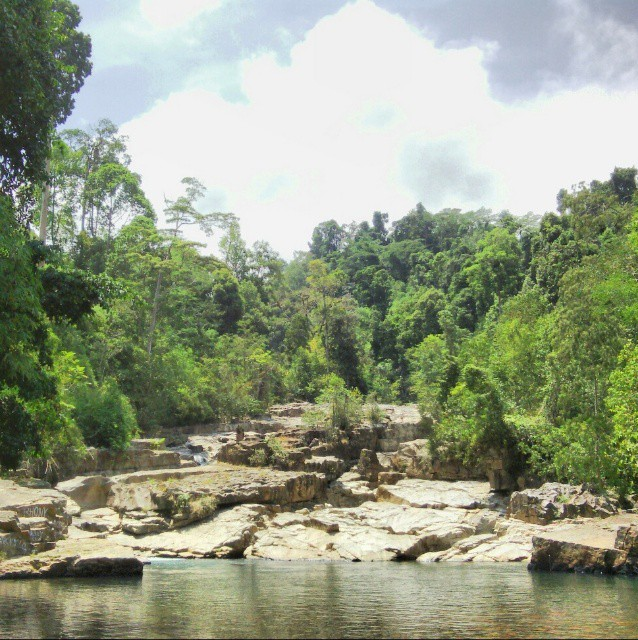 Air Terjun Kalimat - Wisata Pulau Taliabu (Provinsi Maluku Utara)