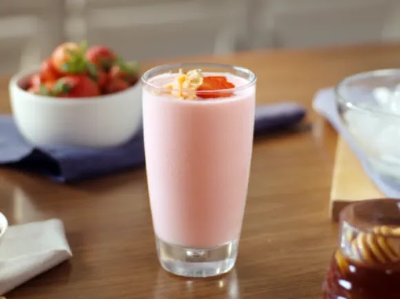 Licuado De Fresa Avena Y Coco