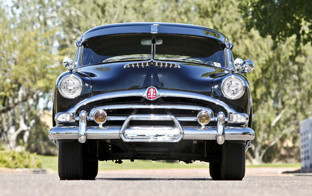 Continuing with un restored cars here is a 1953 Hudson Hornet sedan