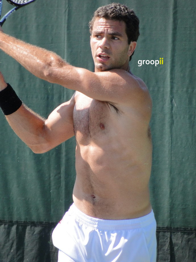 JeanJulien Rojer Shirtless at Miami Open 2011